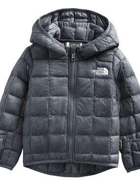 The North Face Hooded Thermoball Jackeg